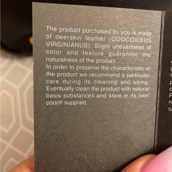 Moschino Black and Gold Women's Bag - Picture 4 of 11